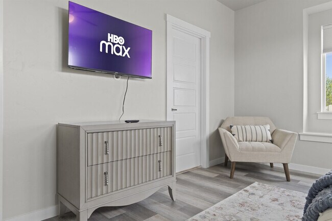 Building Photo - 8311 E Stone Valley St