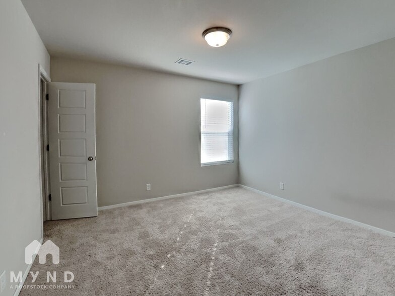 Building Photo - 7316 E 141st St N