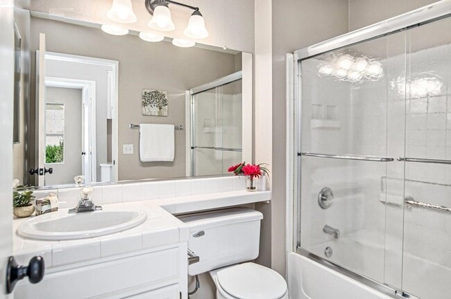 Building Photo - Beautiful 3 Bed, 3 Bath Condo for Rent in Livermore, CA