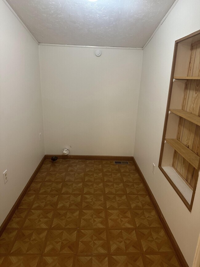 Building Photo - 444 TN-92