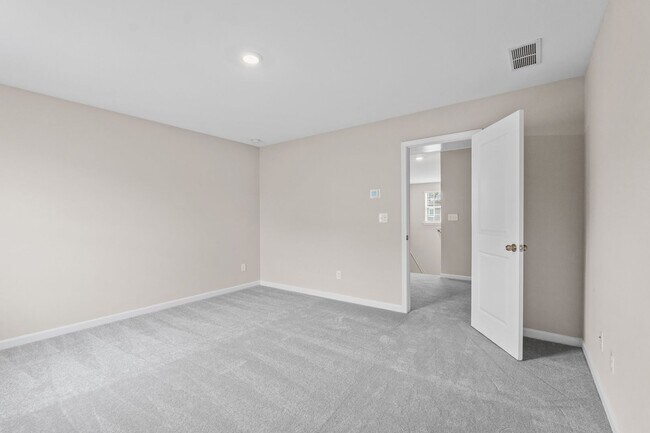 Building Photo - 4 Bedroom Single Family Home In Pendergrass!