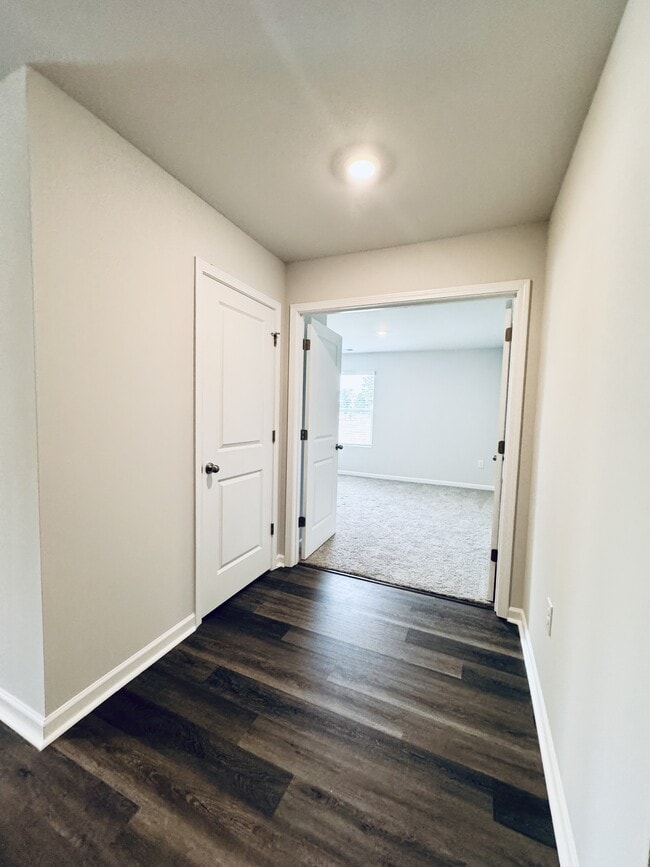 Building Photo - 809 Rivas Ct