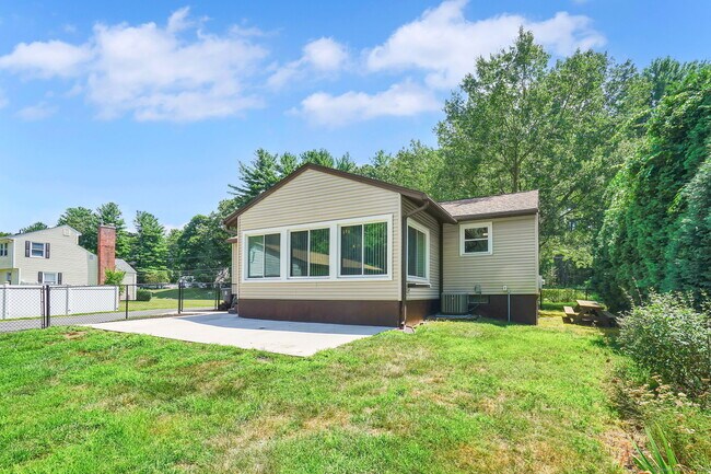 Building Photo - 293 Brainard Rd