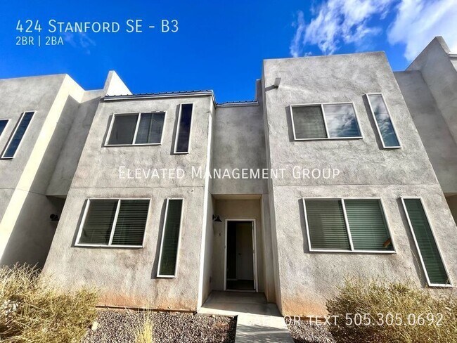 Building Photo - 424 Stanford Dr SE