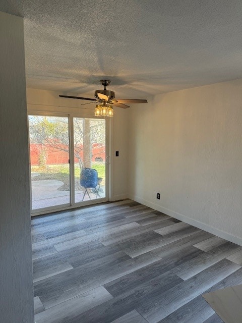 Building Photo - 605 N Rd 37