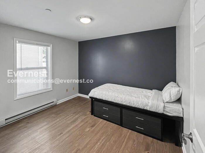 Building Photo - 6 Bob Cat Ct