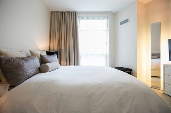 Building Photo - 580 Washington St