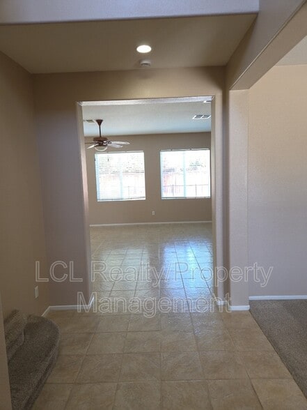 Building Photo - 1261 Reinhart St