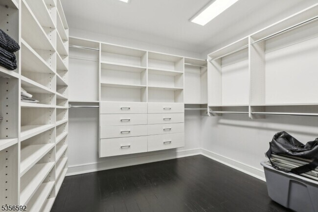 Building Photo - 63 Roberts Rd