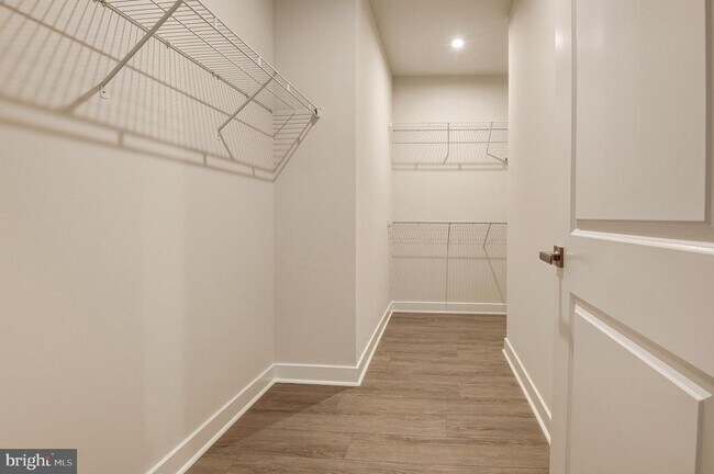 Building Photo - 4395 Peach Lily Ln