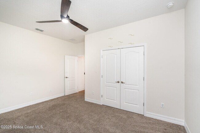 Building Photo - 1085 Caligula Ave SE