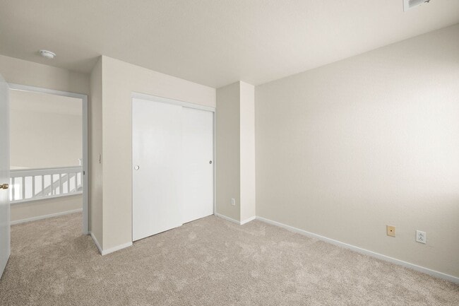 Building Photo - 3916 Promenade Way