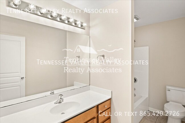 Building Photo - 1517 Cider Ln