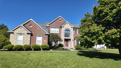 Building Photo - Spacious 4-Bed Gem with Balcony, Vaulted Ceilings, and Attached Garage in Loveland