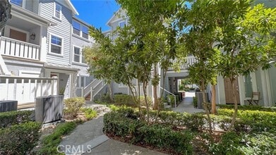 Building Photo - 37 Hinterland Way