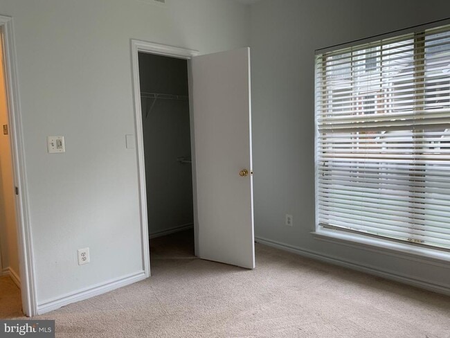 Building Photo - 12158 Penderview Ln