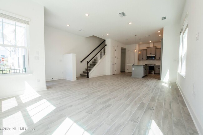 Building Photo - 7436 Calusa Ct