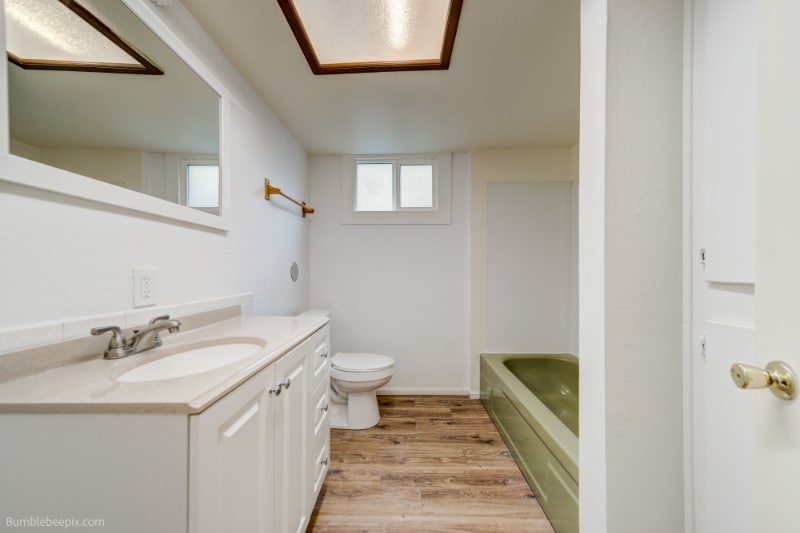 Building Photo - 101 E Miller Ave