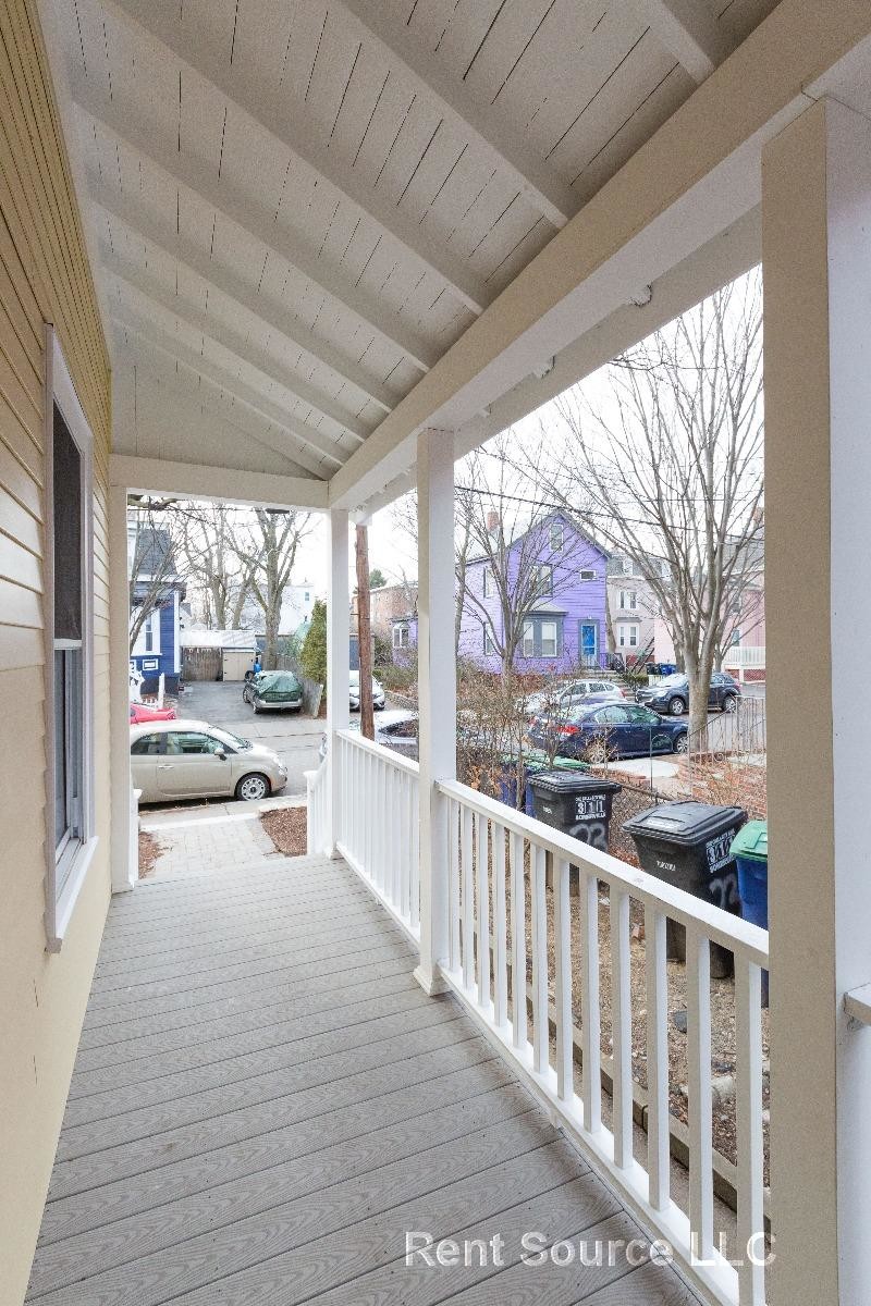 Building Photo - 23 Cottage Ave