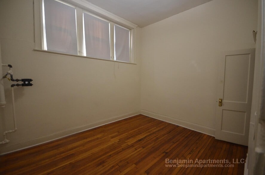 Building Photo - 25 Walbridge St