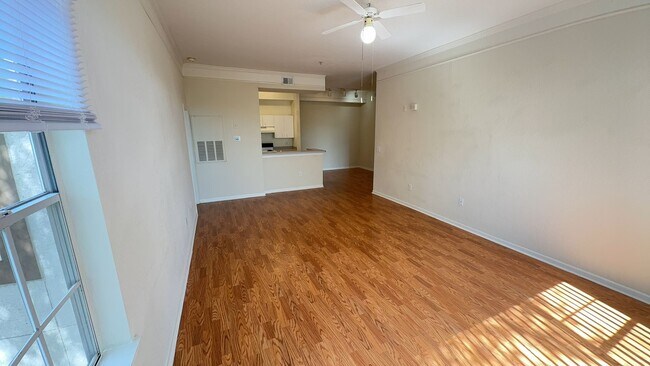 Building Photo - Beautiful 2 Bedroom 2 bath condo for Rent in Tampa Palms!