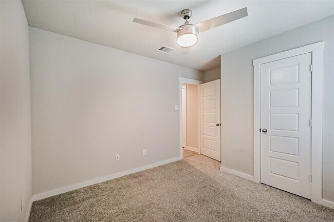 Building Photo - 12534 Newport Arch Ln