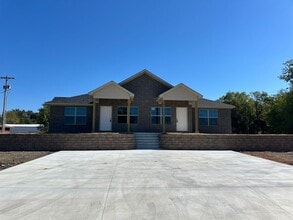 Building Photo - 1720 N 7th St