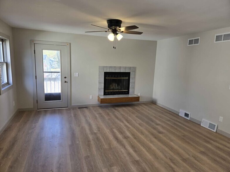 Building Photo - 2931 King James Way