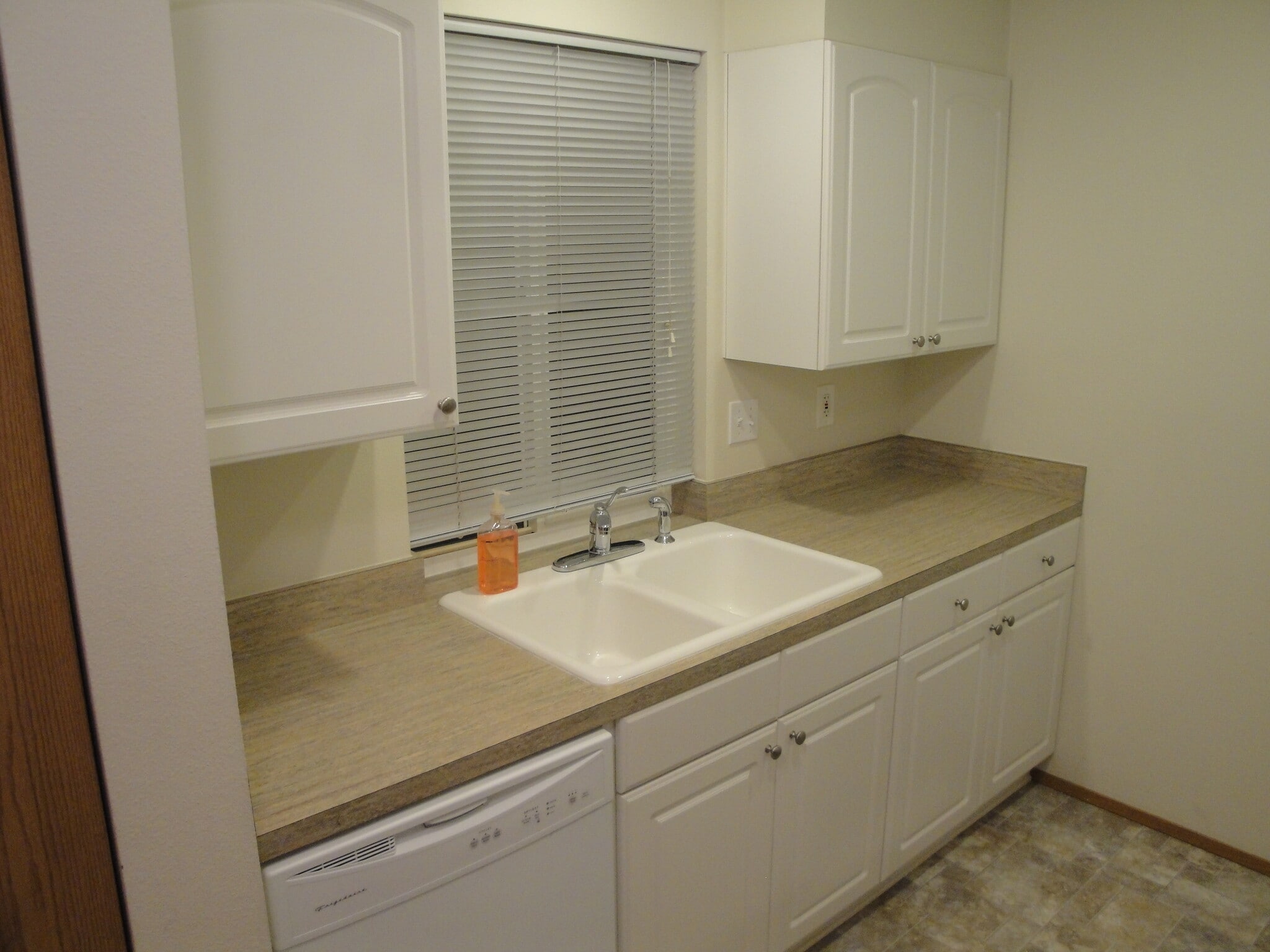 kitchen 1 - 9910 Trident Ln NW