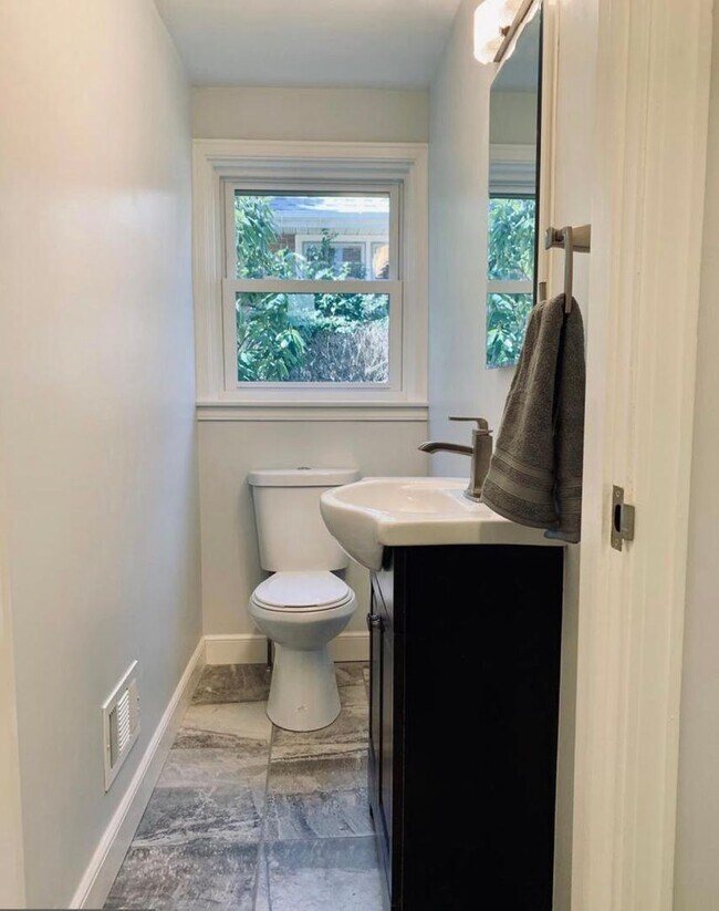 Building Photo - Wyomissing Schools Rental