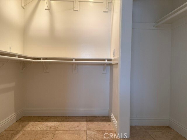 Building Photo - 1564 W Tonia Ln