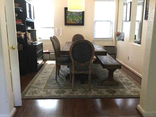 Building Photo - 6 Dockside Cir