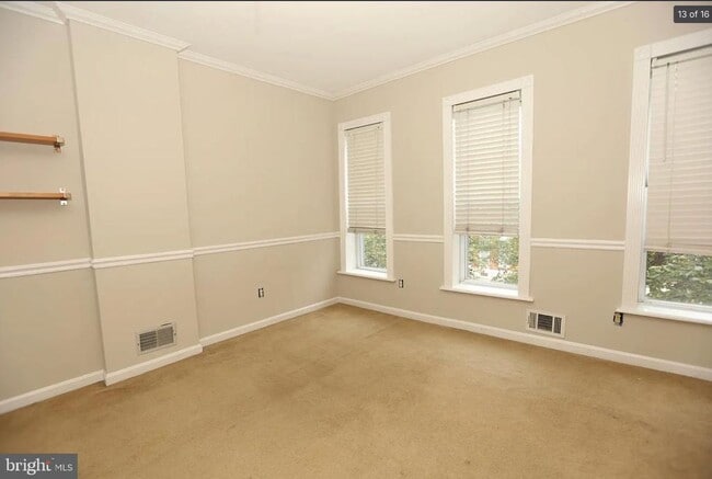 Building Photo - 1827 S Charles St