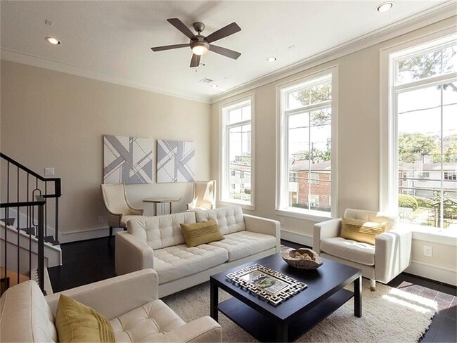 Building Photo - 1208 Bartlett St