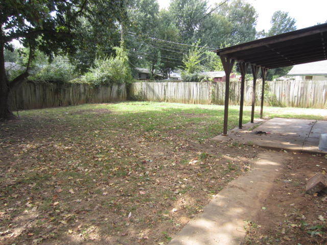 Building Photo - 526 E Edgewood St
