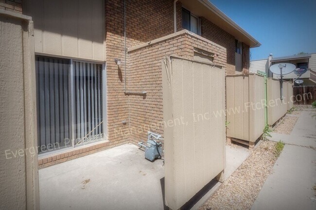 Building Photo - 1707-1721 E 16th St