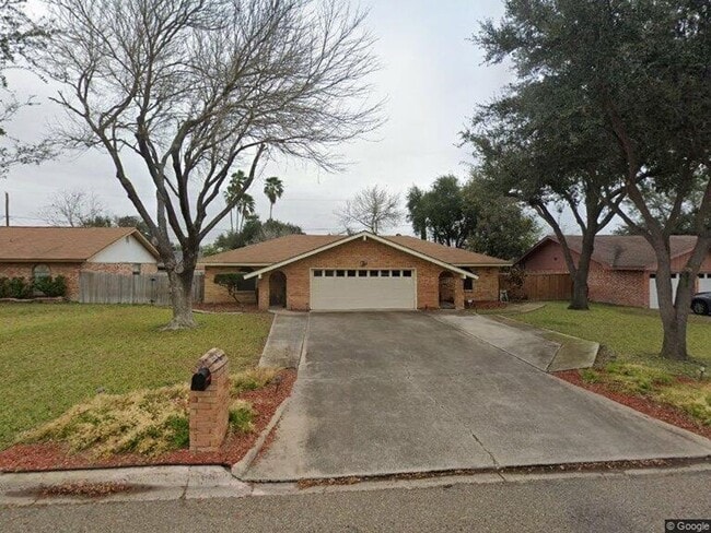 Primary Photo - Cute & Convenient Home in Mission!