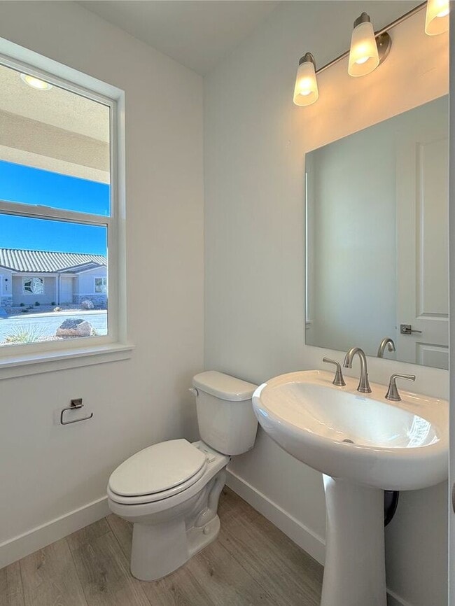 Building Photo - New 3 bed, 2.5 bath with 2 car garage home