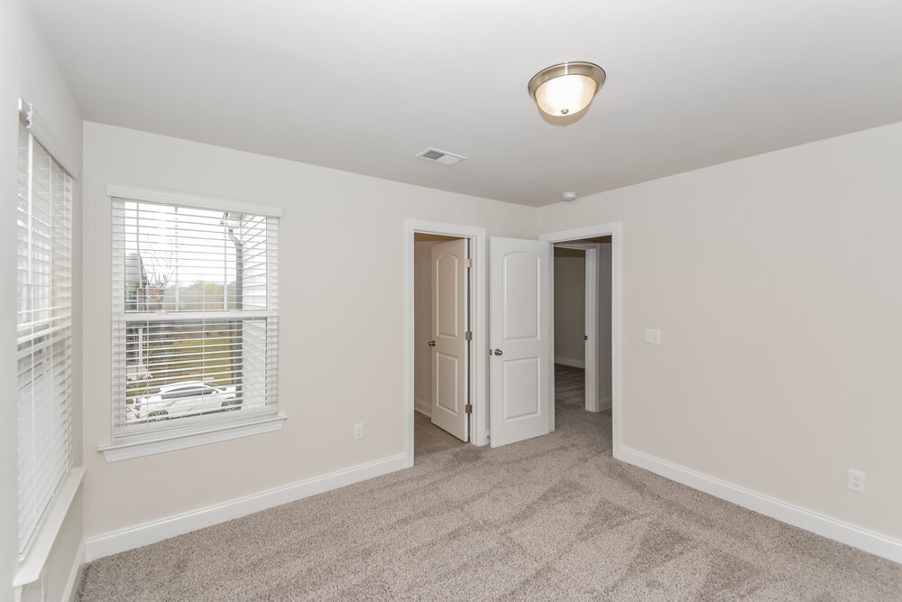 Building Photo - 1723 Tahoma Dr