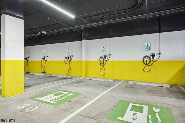 Building Photo - 1722 Springfield Ave