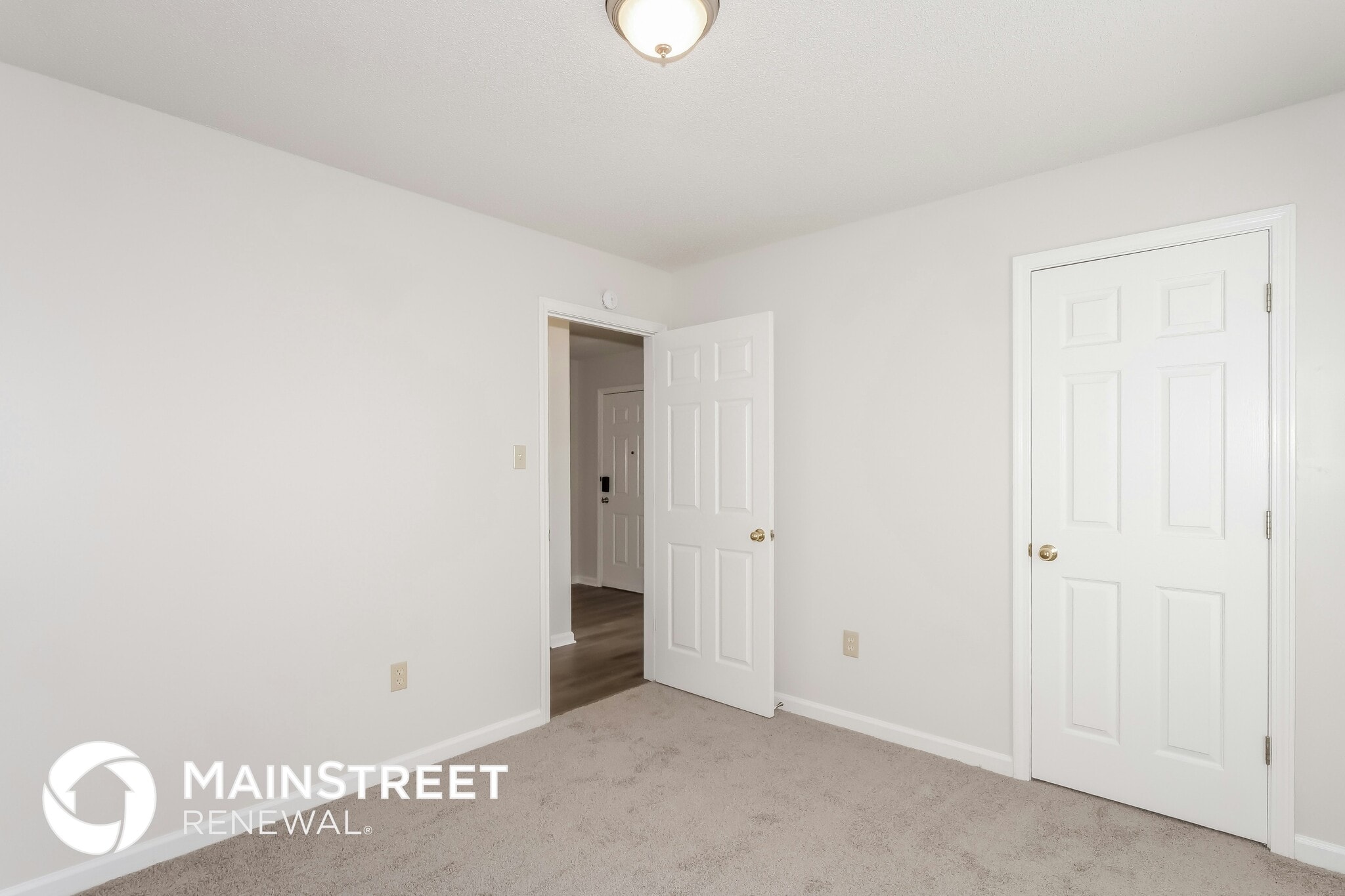 Building Photo - 5677 Kaitlyn Dr W