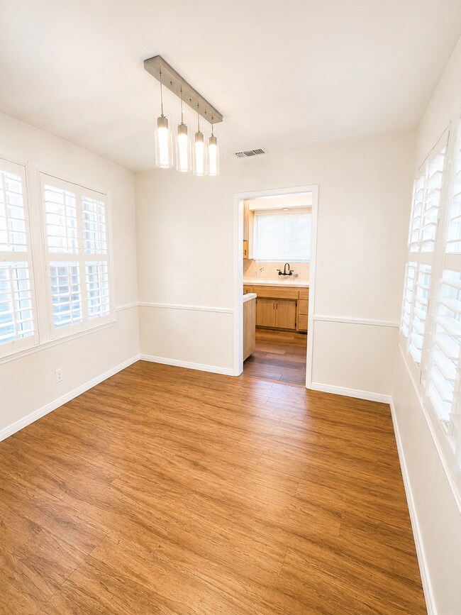Building Photo - 2157 W 109th Pl