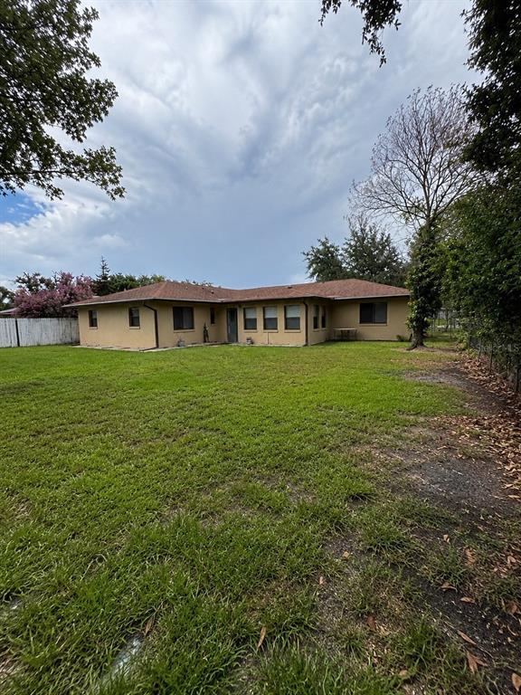 Building Photo - 612 Wood Dr