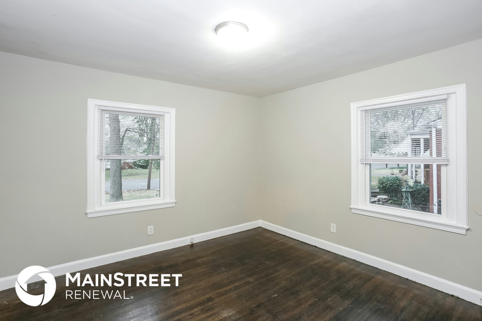 Building Photo - 2219 Kern St