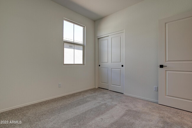 Building Photo - 11442 W La Reata Ave