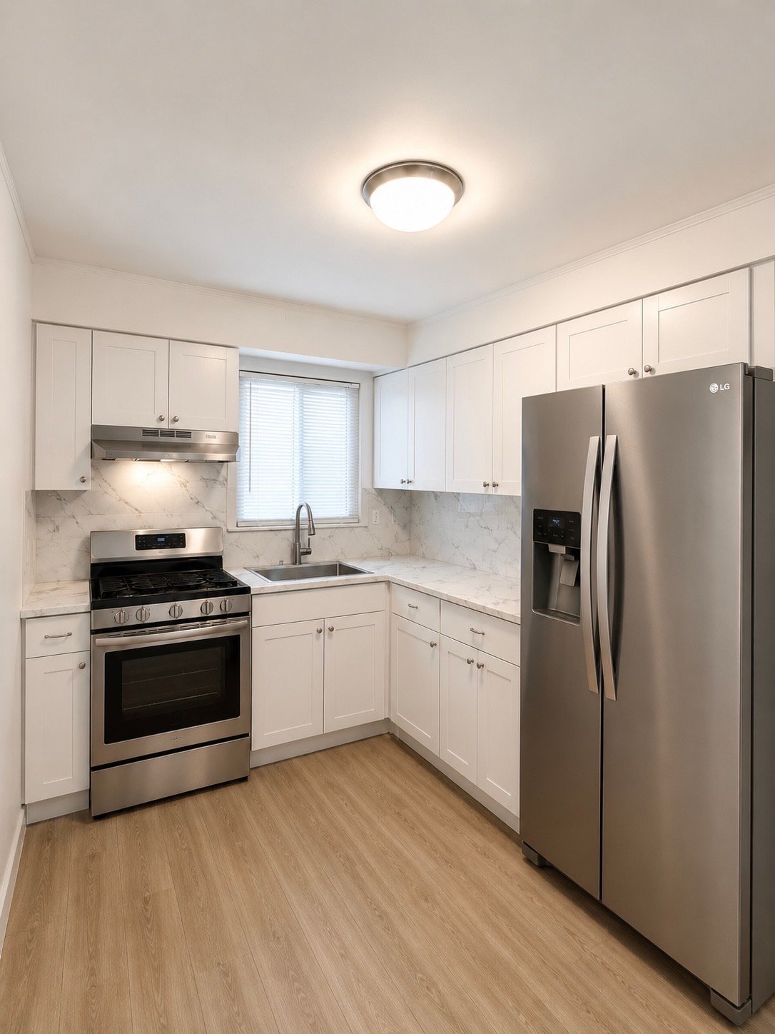 Building Photo - 512 Nassau Blvd