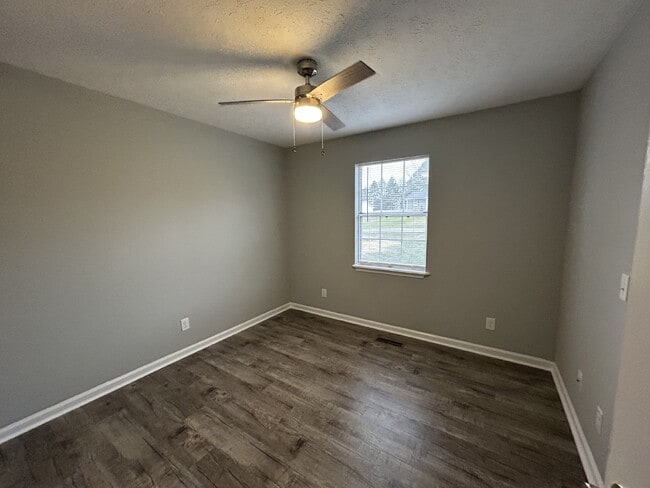 Building Photo - 3BD 2 BA HOME FOR RENT IN COOKEVILLE