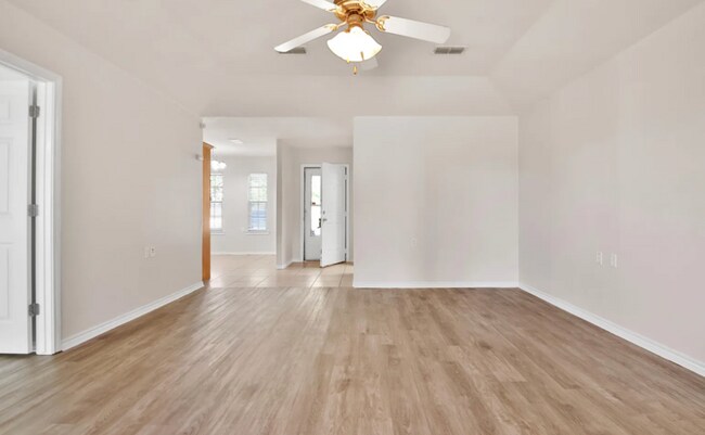 Building Photo - 2117 99th St