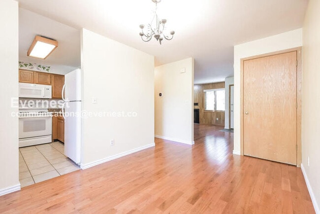 Building Photo - 3535 Spring Creek Pl