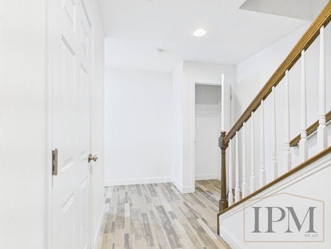 Building Photo - 2-bedroom 2.5 bath Luxury Townhome located...